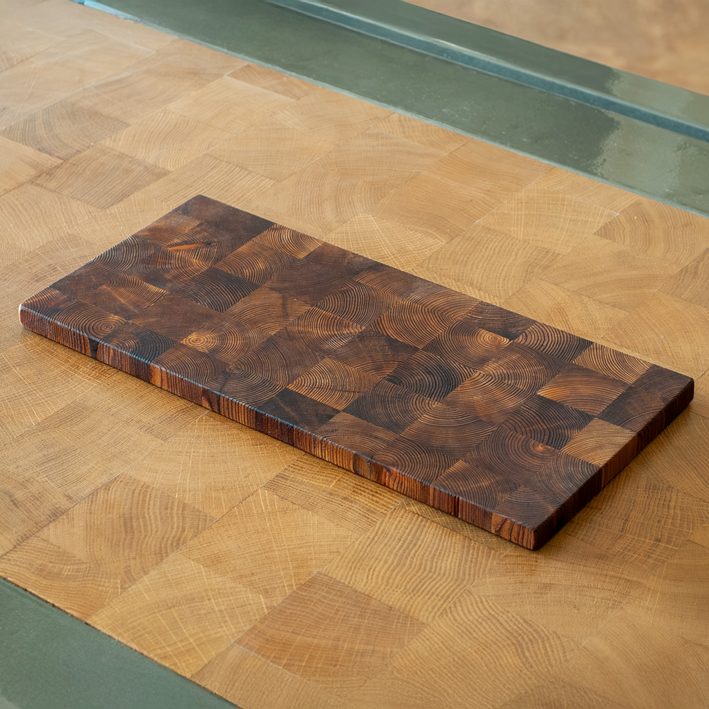 Planche en bois de bout – Mélèze fumé à cœur – Image 7